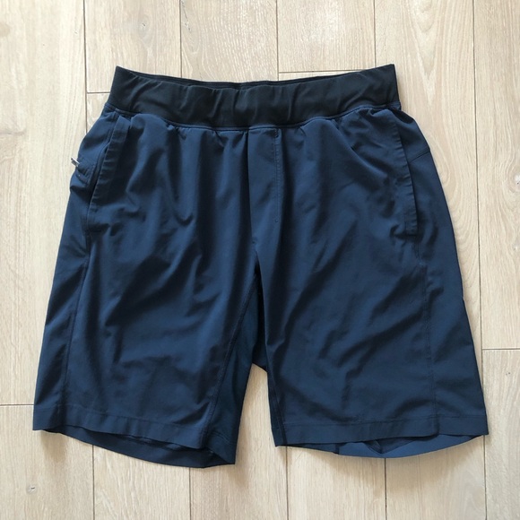 lululemon athletica Other - Lululemon Men’s Running Shorts in Navy Size M